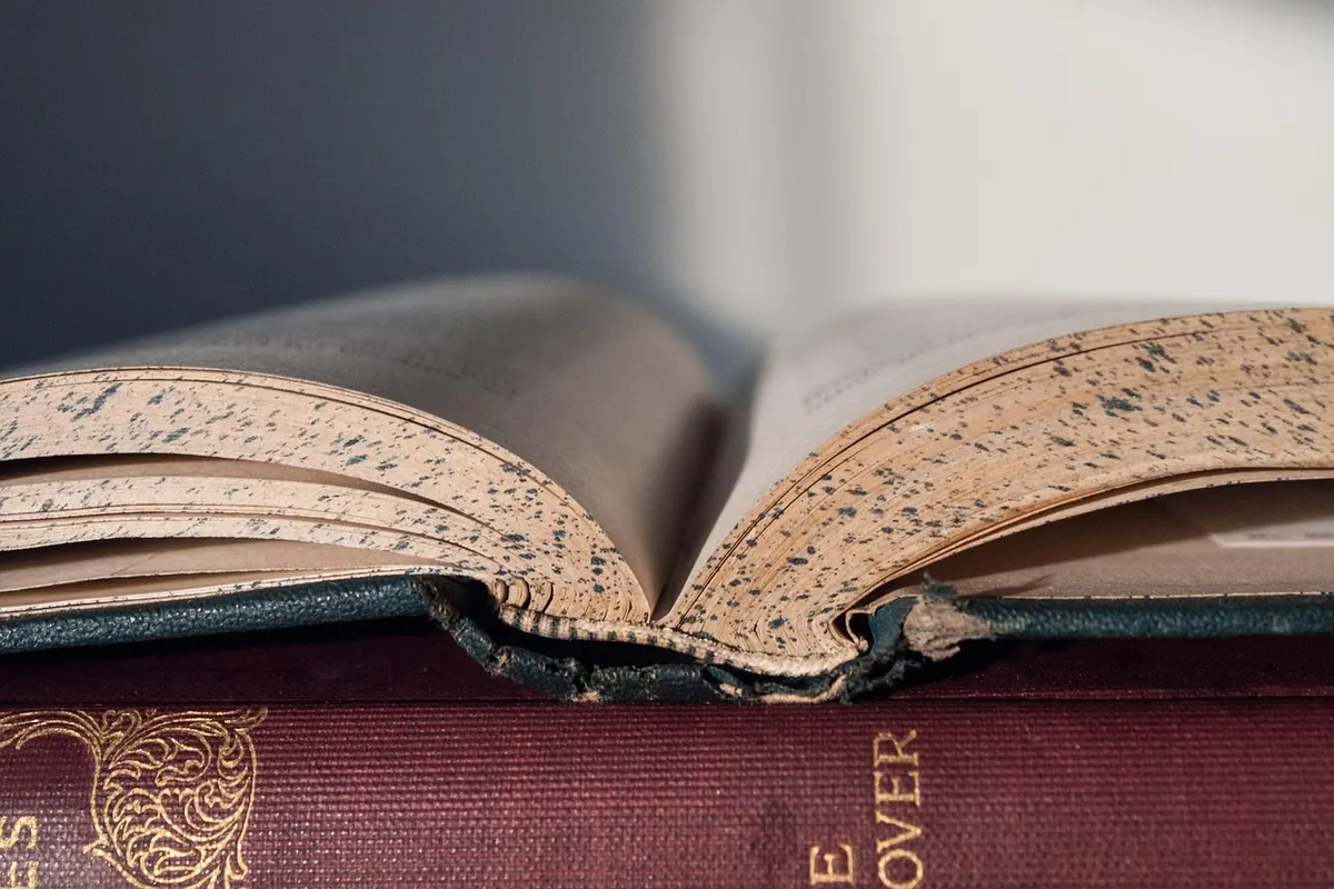 Writing Historical Fiction in the UK: A Research Checklist
